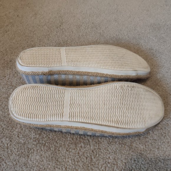 F&F Slip-on sneaker flats - Picture 3 of 4